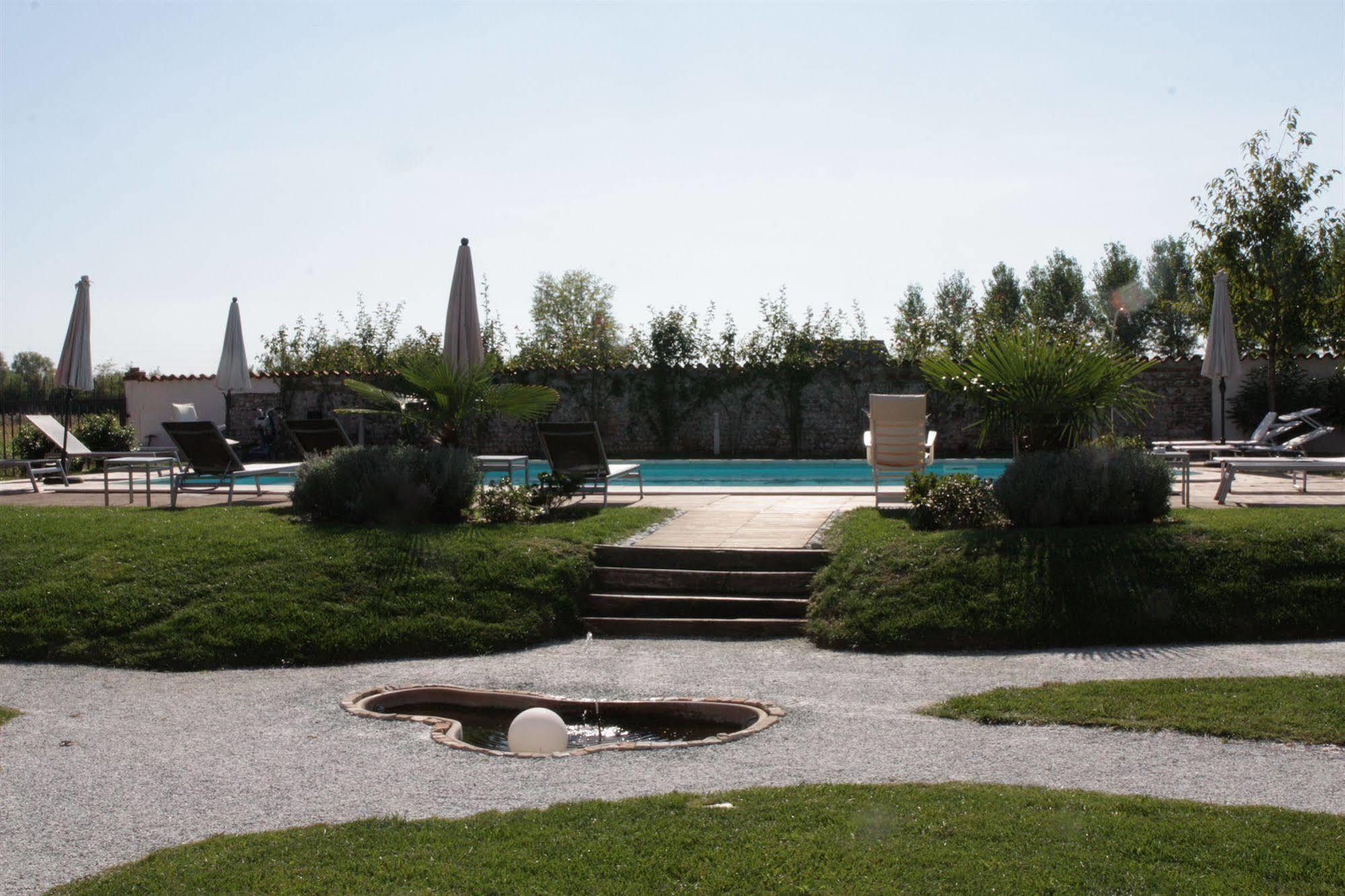 Hotel & Wellness Antico Borgo Torricella San Vito al Tagliamento Buitenkant foto